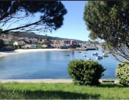 Apartamentos Turisticos Chus 2 Corcubión エクステリア 写真